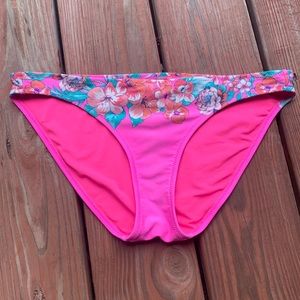 🏖50% off bunches! American Eagle 🦅 Pink Bikini Bottoms